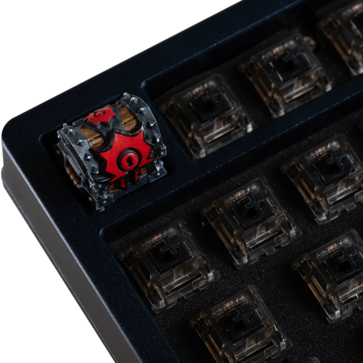 World of Warcraft Horde Chest Artisan Keycap - Image 4