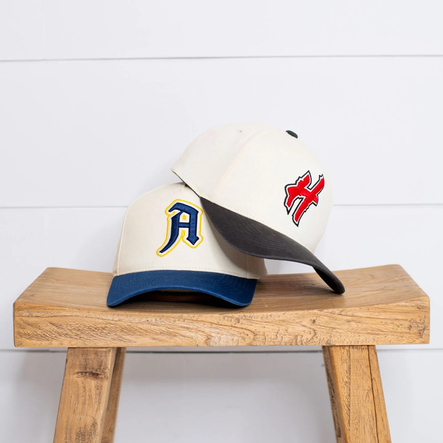 World of Warcraft Horde Varsity Snapback Hat - Image 10